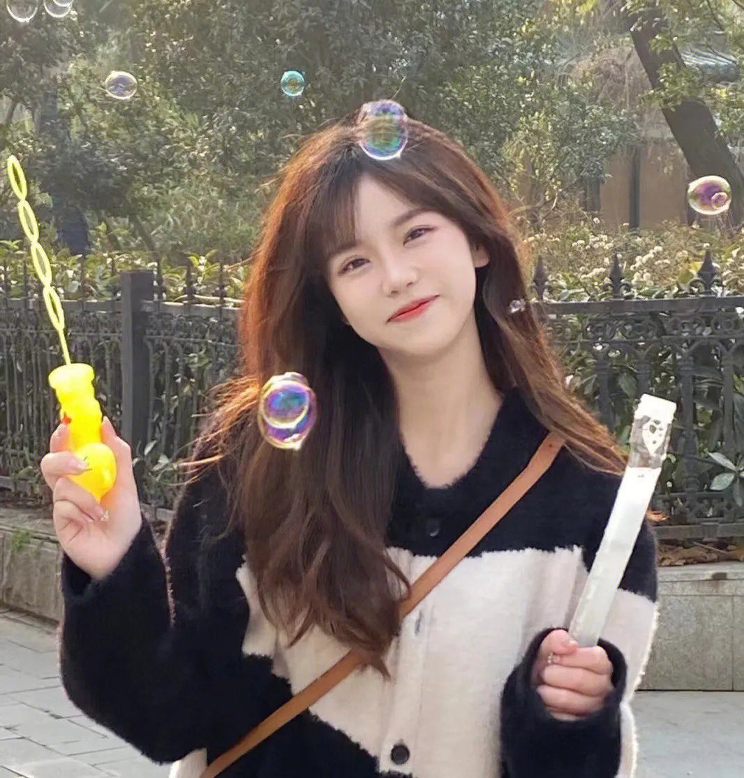 离婚后三个姐姐爱我如命